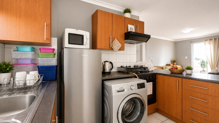 2 Bedroom Property for Sale in Lansdowne Western Cape